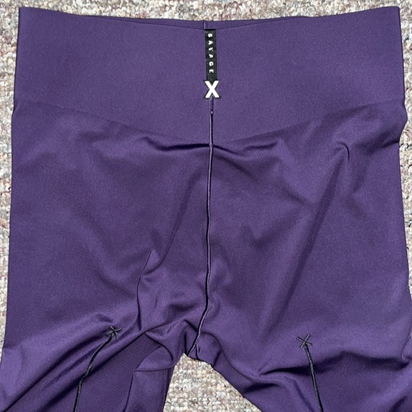 Women’s Purple Savage X Fenty workout set 💜 - Picture 4 of 5